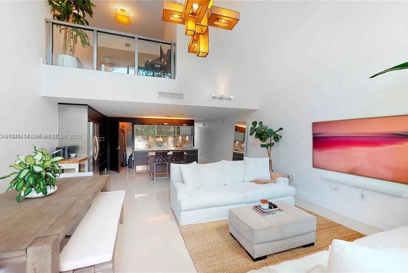6000 Collins Ave 124 Property Photo 1