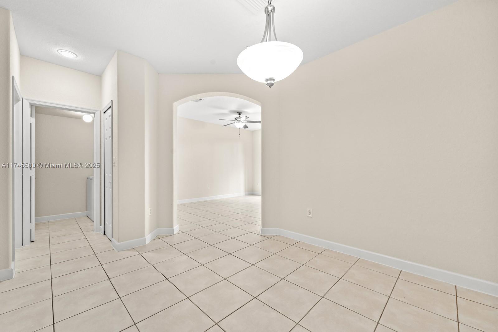 2474 Se 15th Ct Property Photo 10