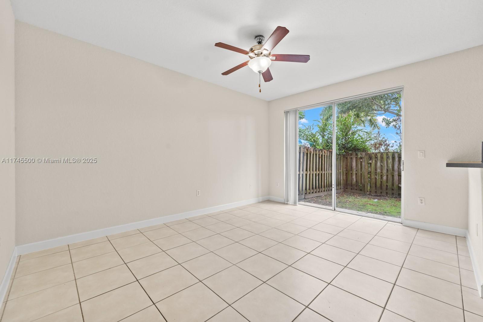 2474 Se 15th Ct Property Photo 16