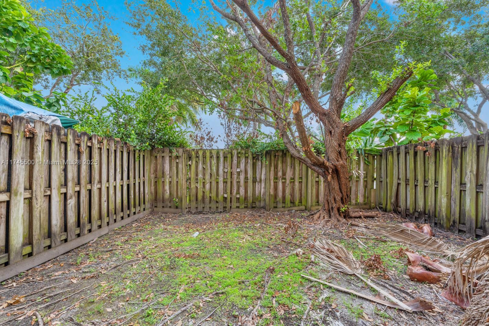 2474 Se 15th Ct Property Photo 19