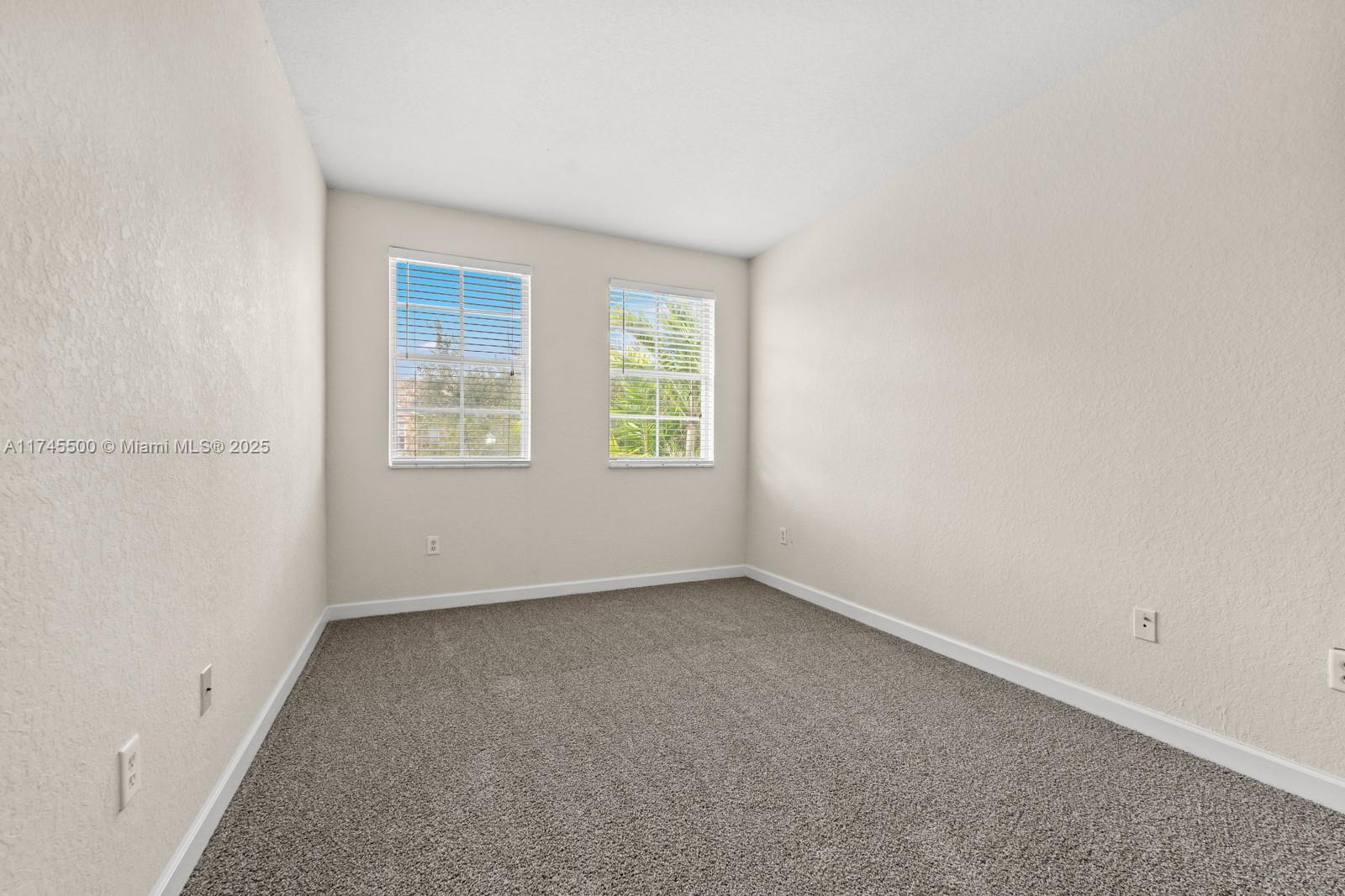 2474 Se 15th Ct Property Photo 23