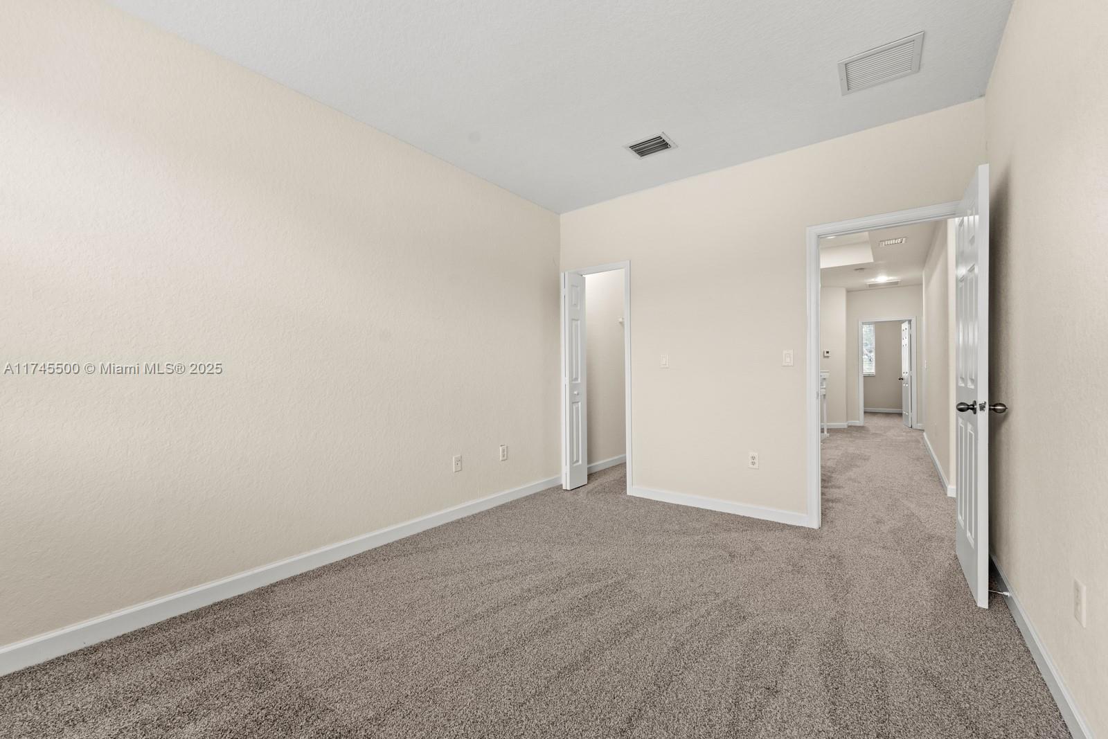 2474 Se 15th Ct Property Photo 24