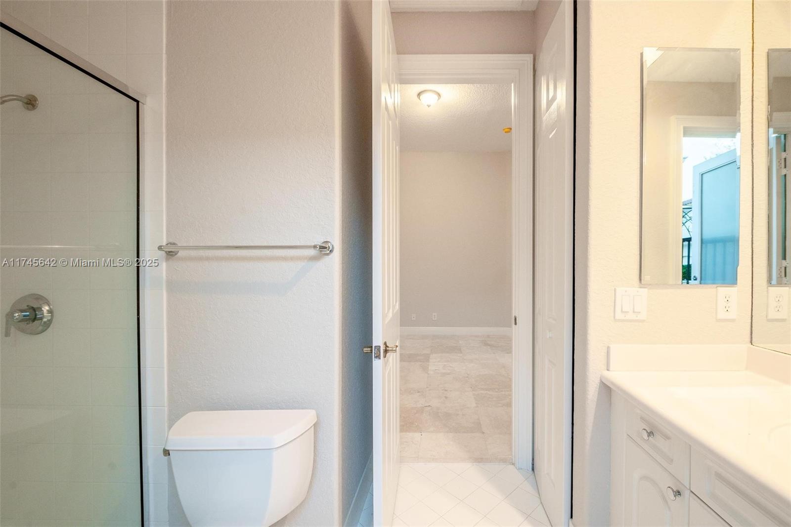 920 Captiva Dr Property Photo 11