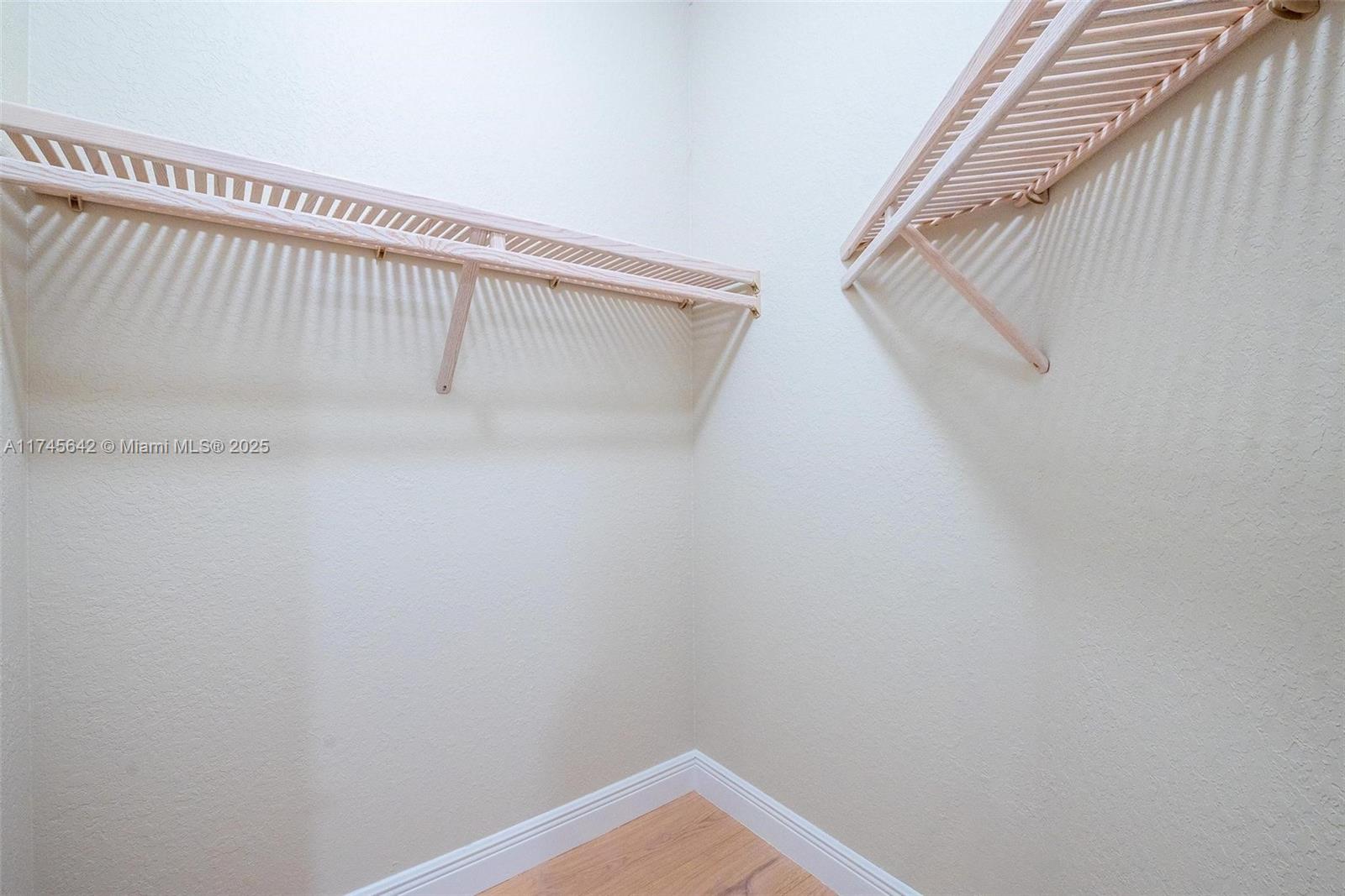 920 Captiva Dr Property Photo 38