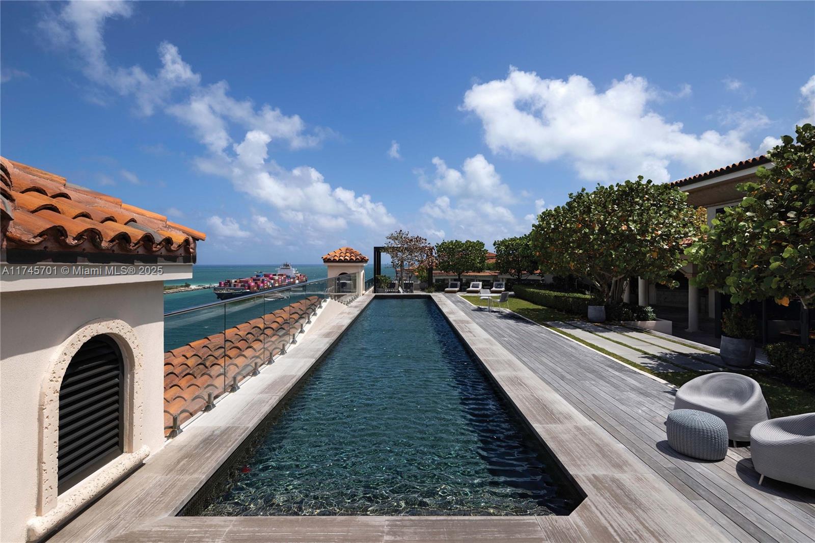 6800 Fisher Island Dr 6802 6802 Property Photo 21