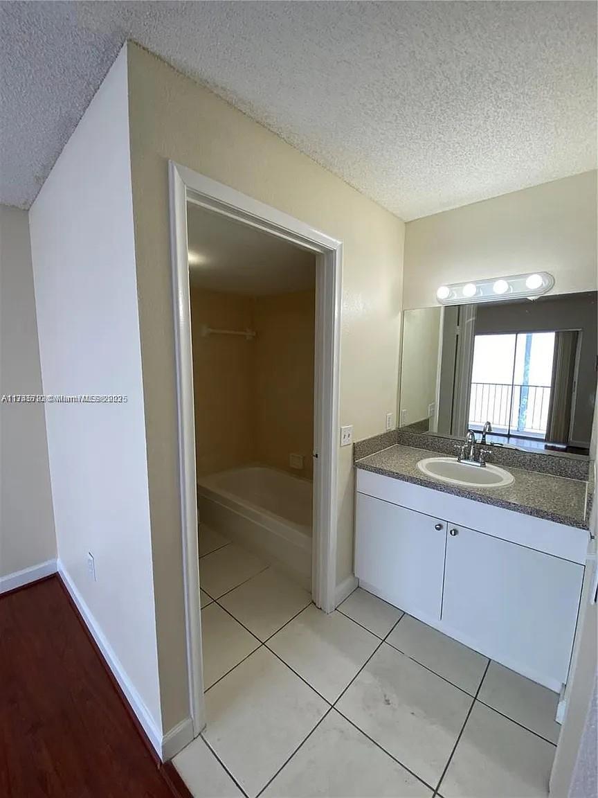 4400 W 16th Ave 330 Property Photo 11