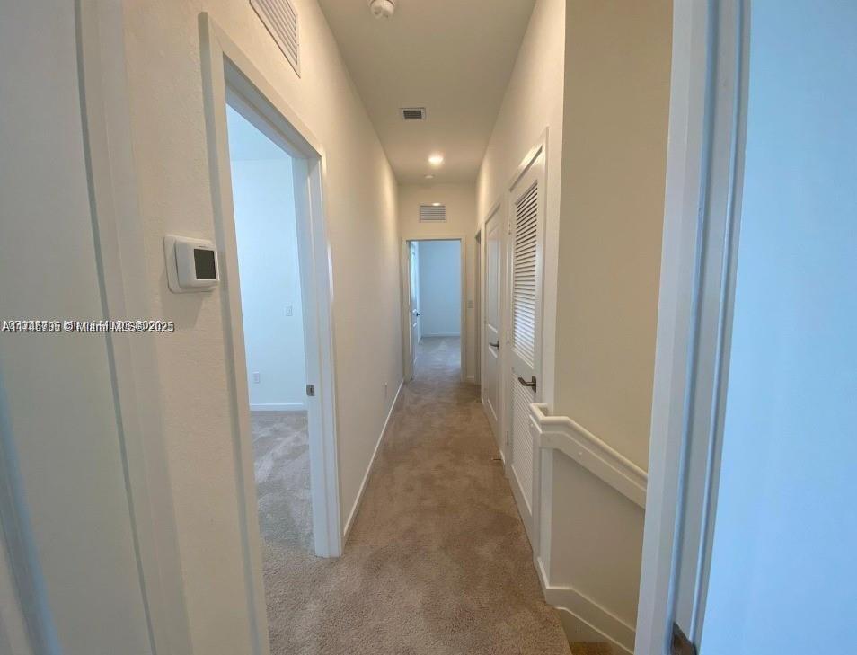 871 Se 16 Ct 0 Property Photo 6