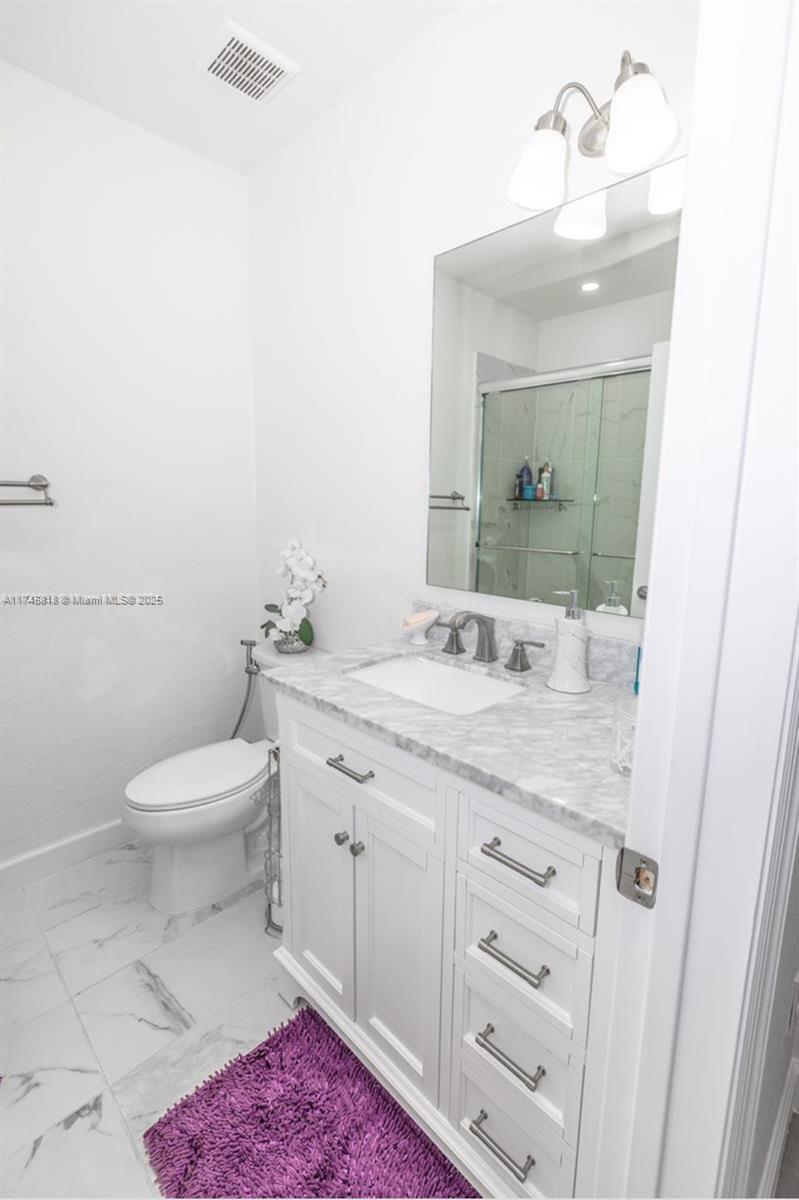 413 Nw 12th Ave 0 Property Photo 6