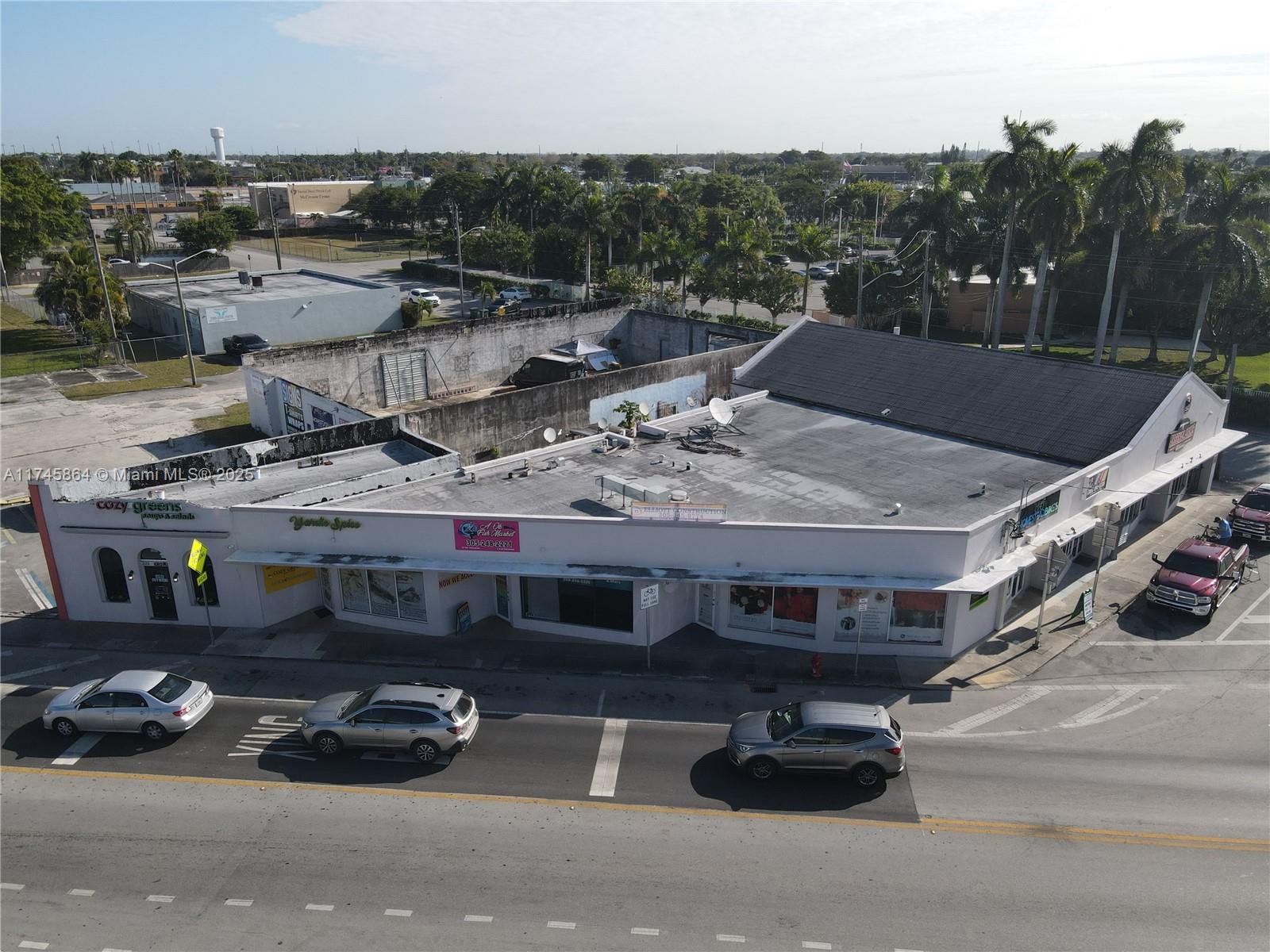 131 S Flagler Ave Property Photo 4