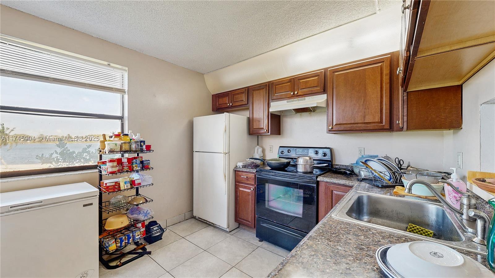809 Hamilton Dr 809f Property Photo 11