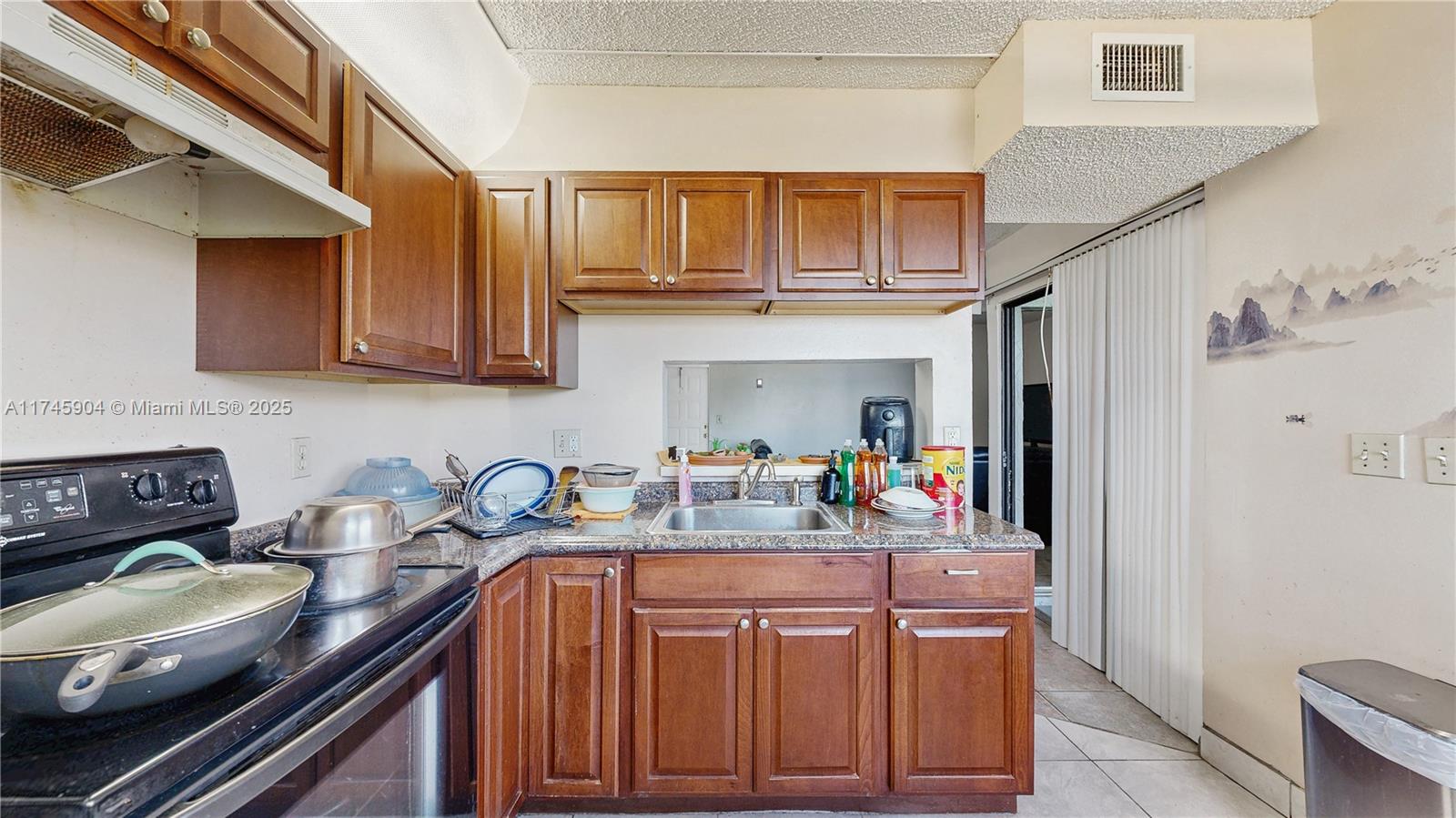 809 Hamilton Dr 809f Property Photo 12