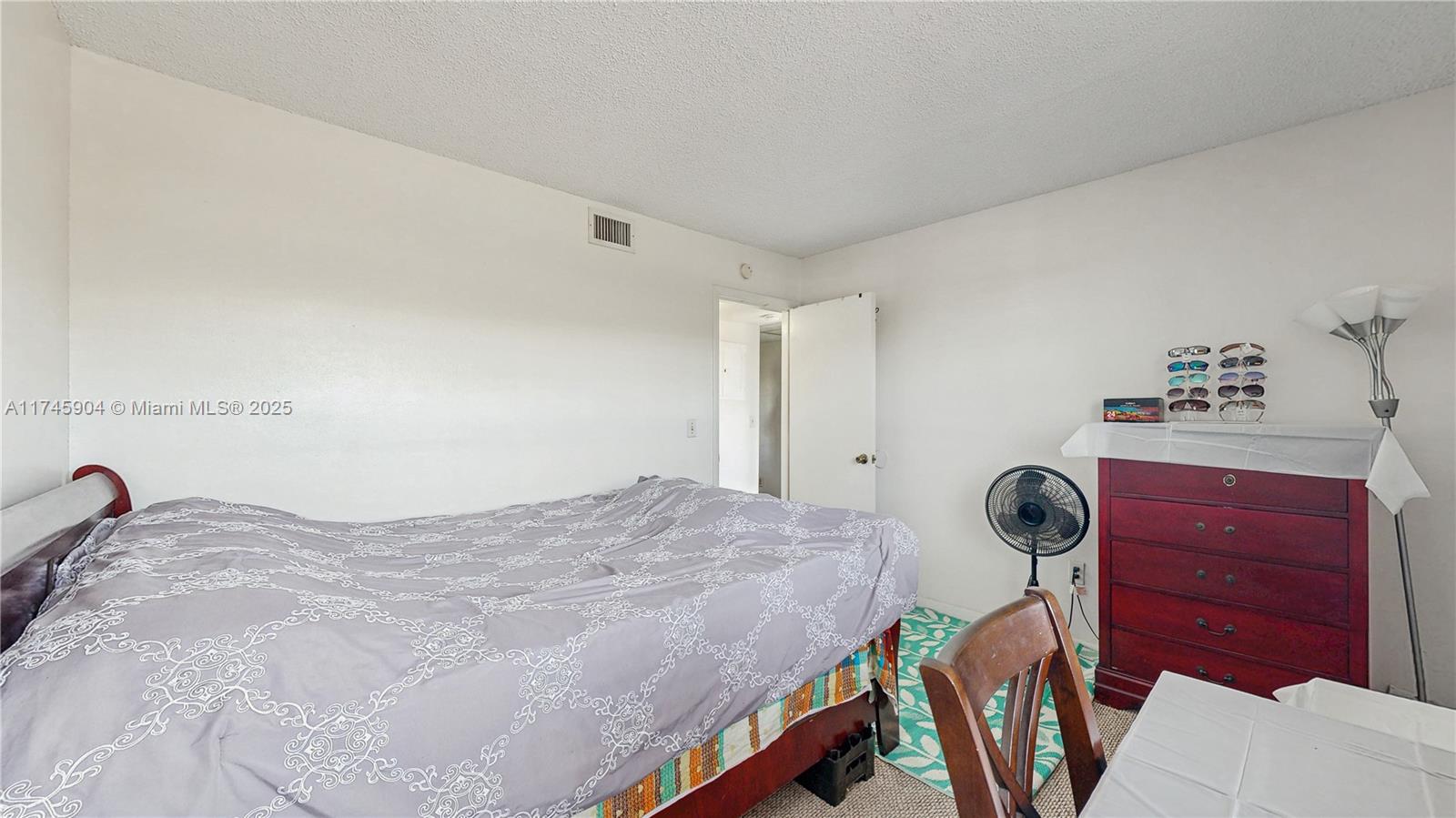 809 Hamilton Dr 809f Property Photo 20