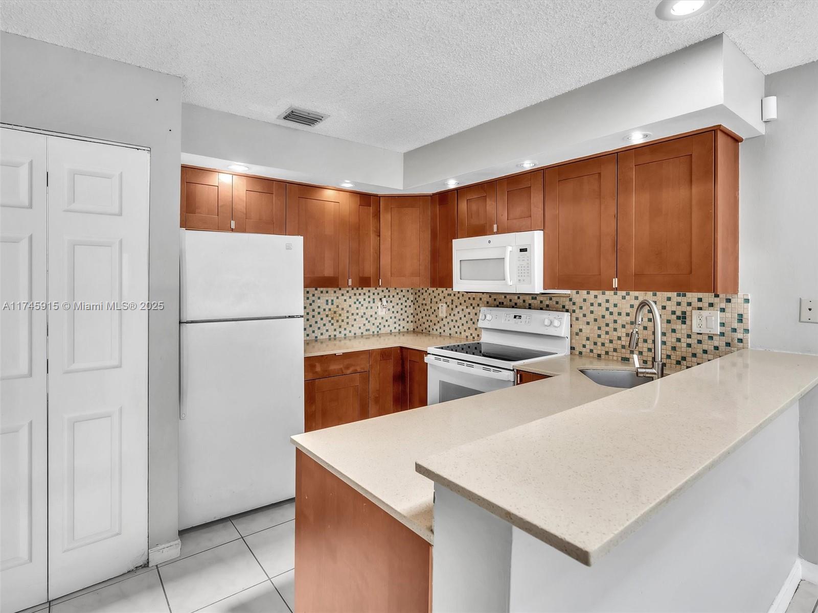 1836 Racquet Ct 1836 Property Photo 14