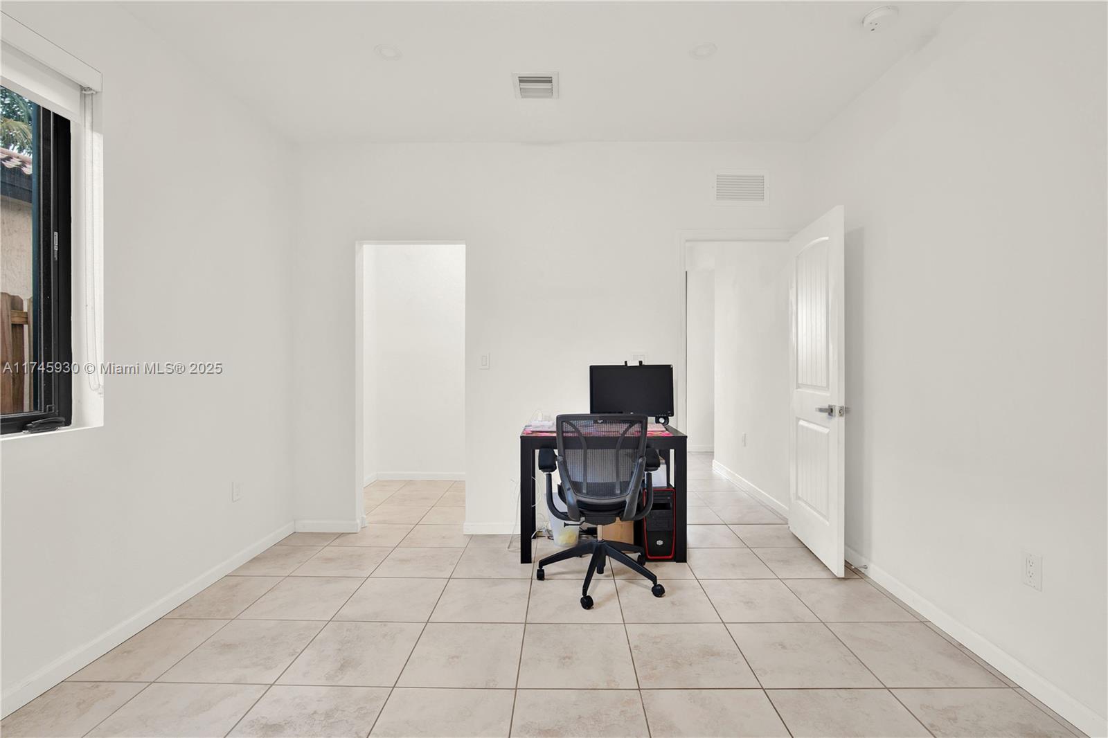 11890 Sw 253rd Ter Property Photo 19