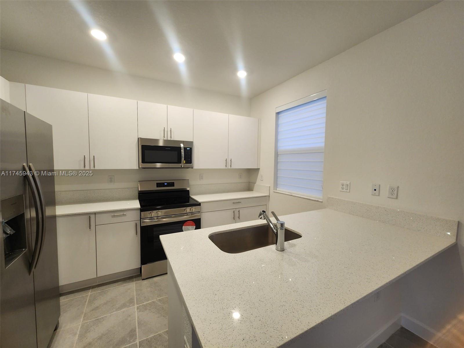 2429 Se 28 Dr # 2429 Property Photo 8