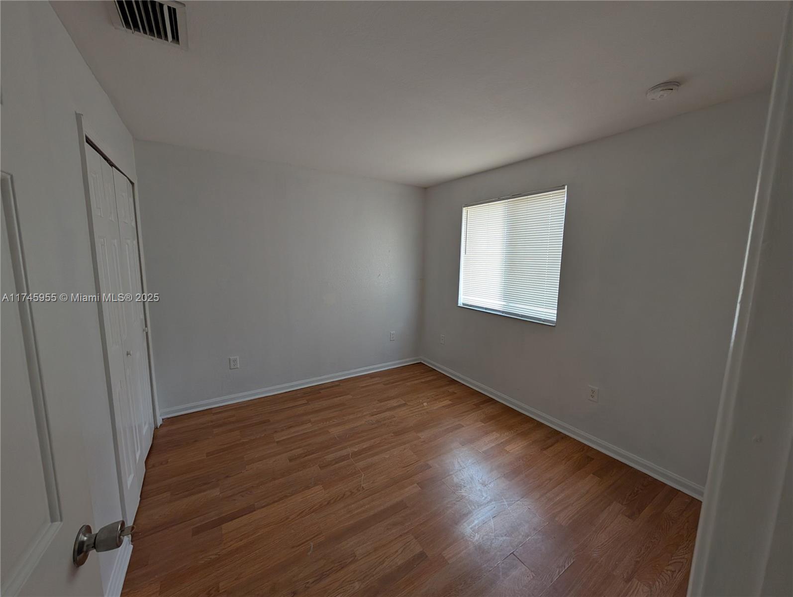 1461 Se Ct-24 Property Photo 12