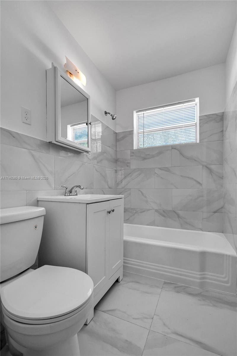 40 Nw 62nd St 1 Property Photo 7