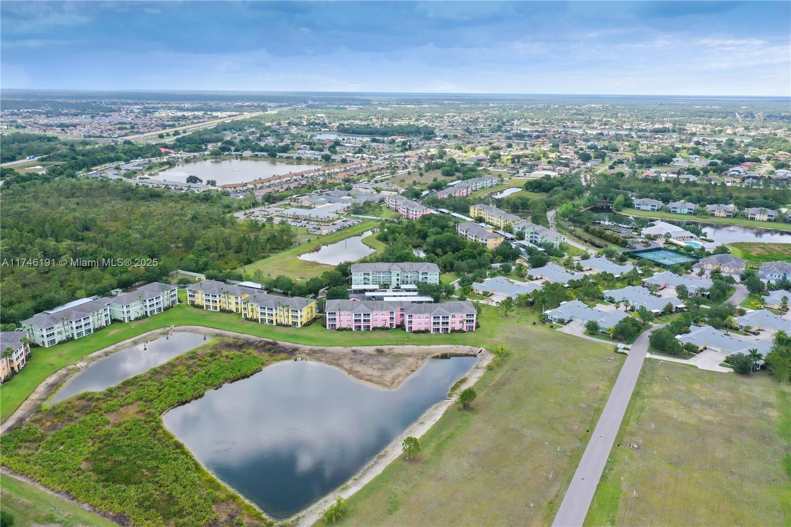 2121 Heron Lake Dr 204 Property Photo 3