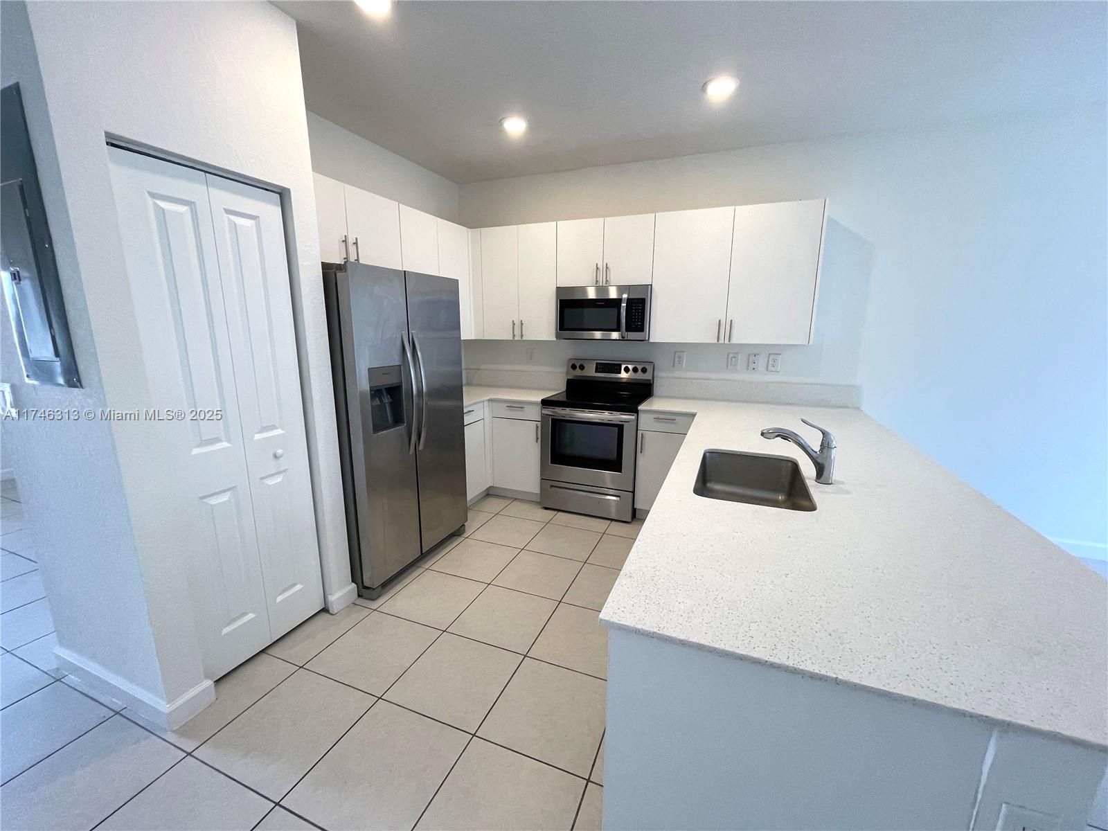 23269 Sw 129th Path Property Photo 6