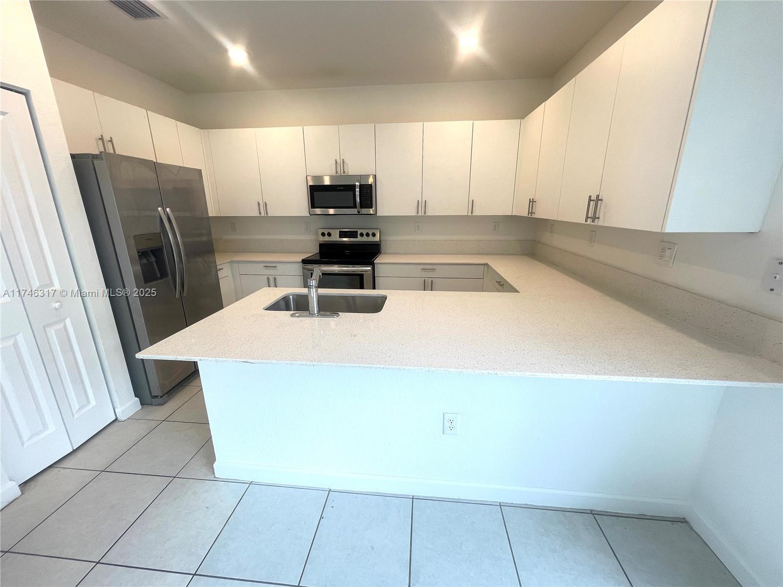 12956 Sw 233rd Ter 12956 Property Photo 7