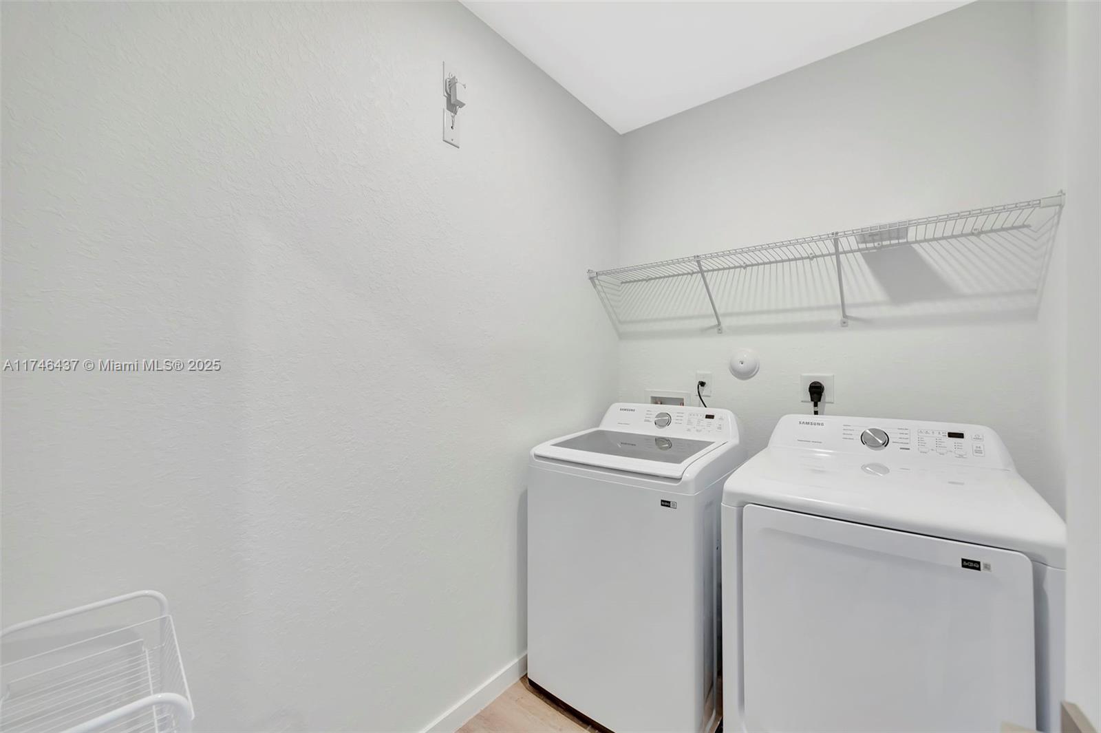 1794 Se 7th Ter 0 Property Photo 13