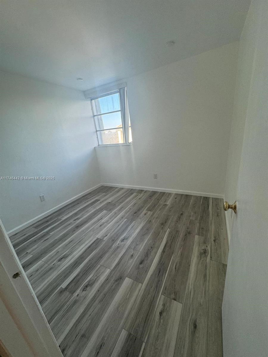 3642 Ne 171st St 306 Property Photo 10