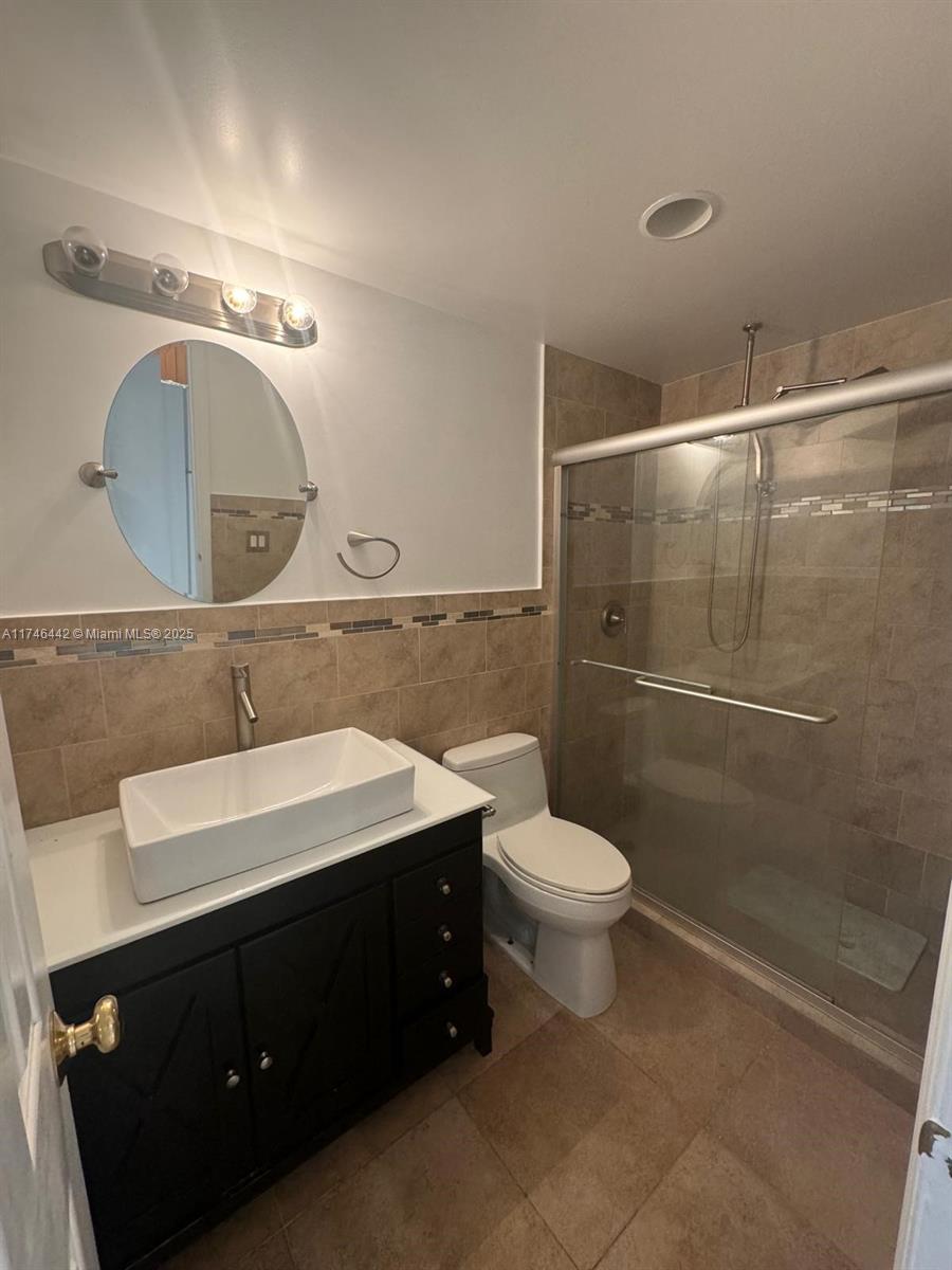 3642 Ne 171st St 306 Property Photo 12