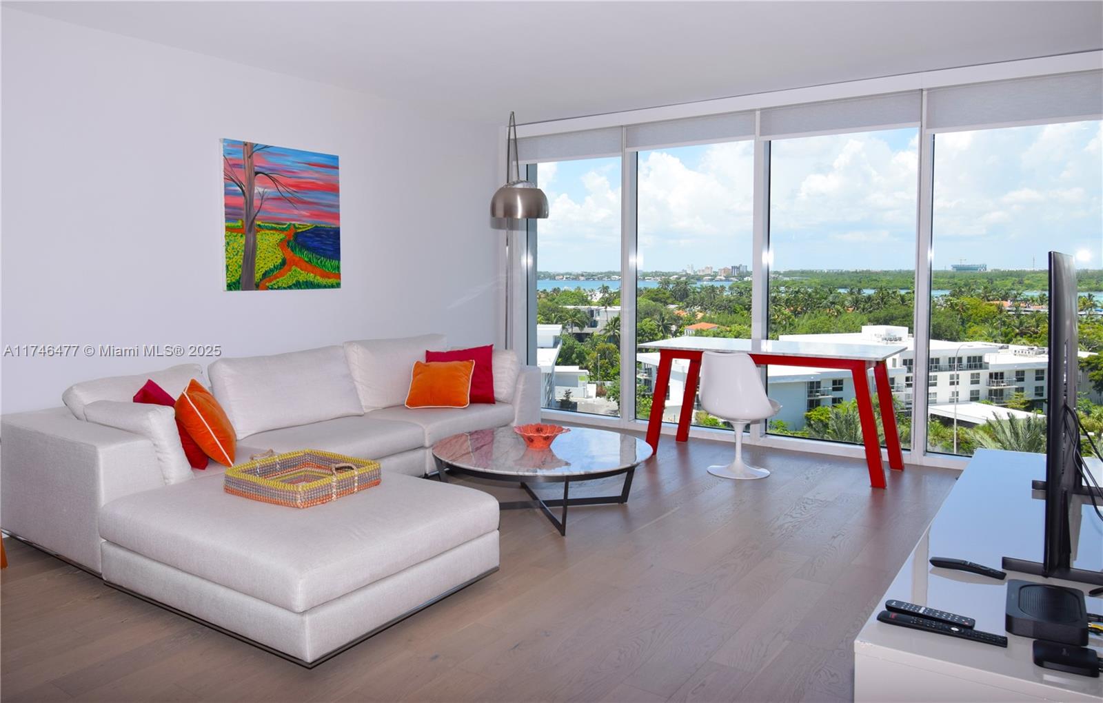 10275 Collins Ave 724 Property Photo 1