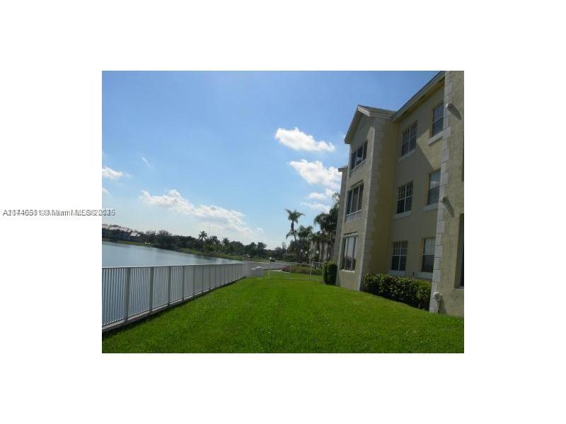 A11746511 Property Photo 3