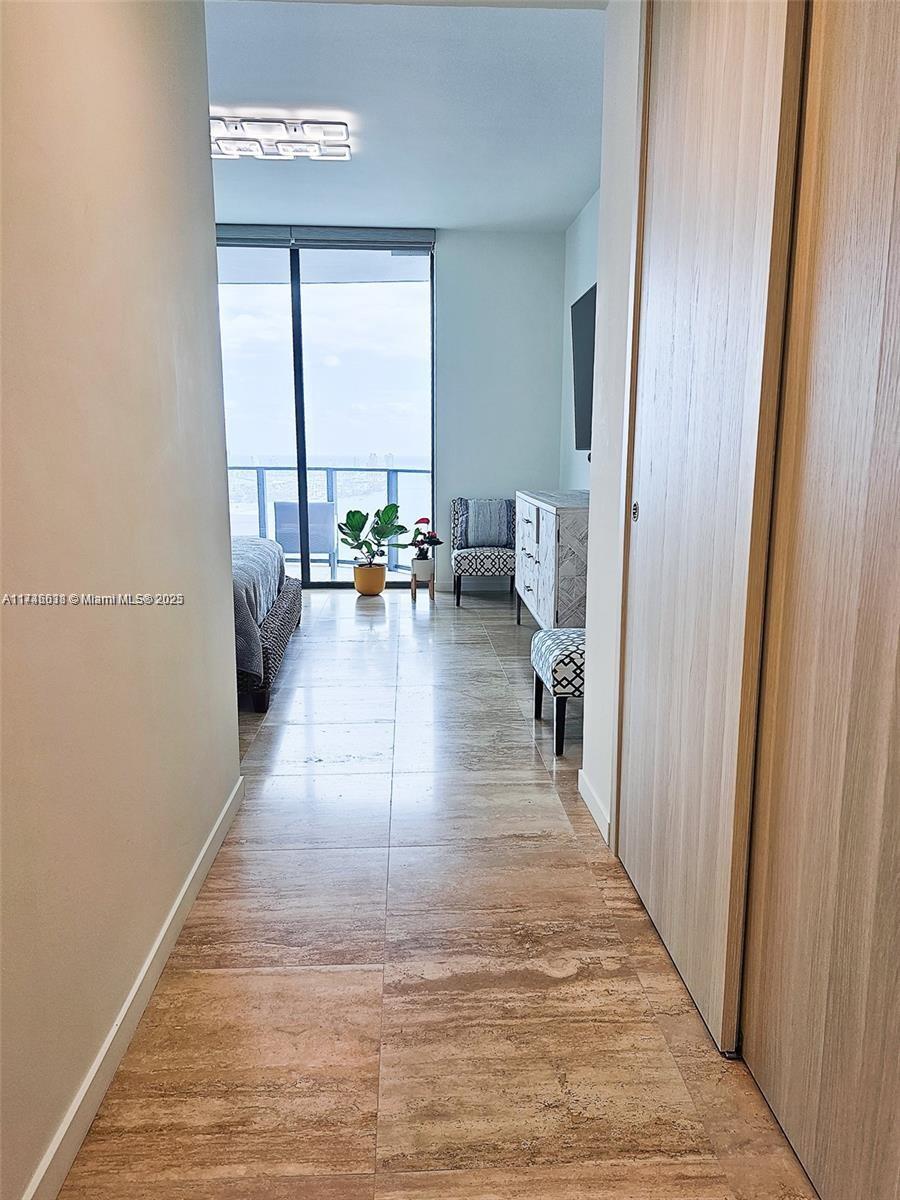 1000 Brickell Plz Ph5503 Property Photo 37