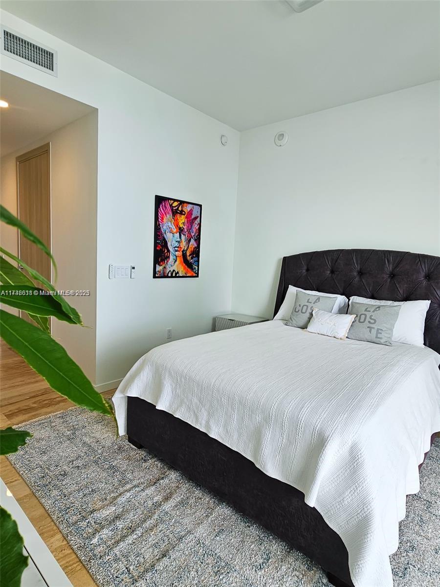 1000 Brickell Plz Ph5503 Property Photo 53