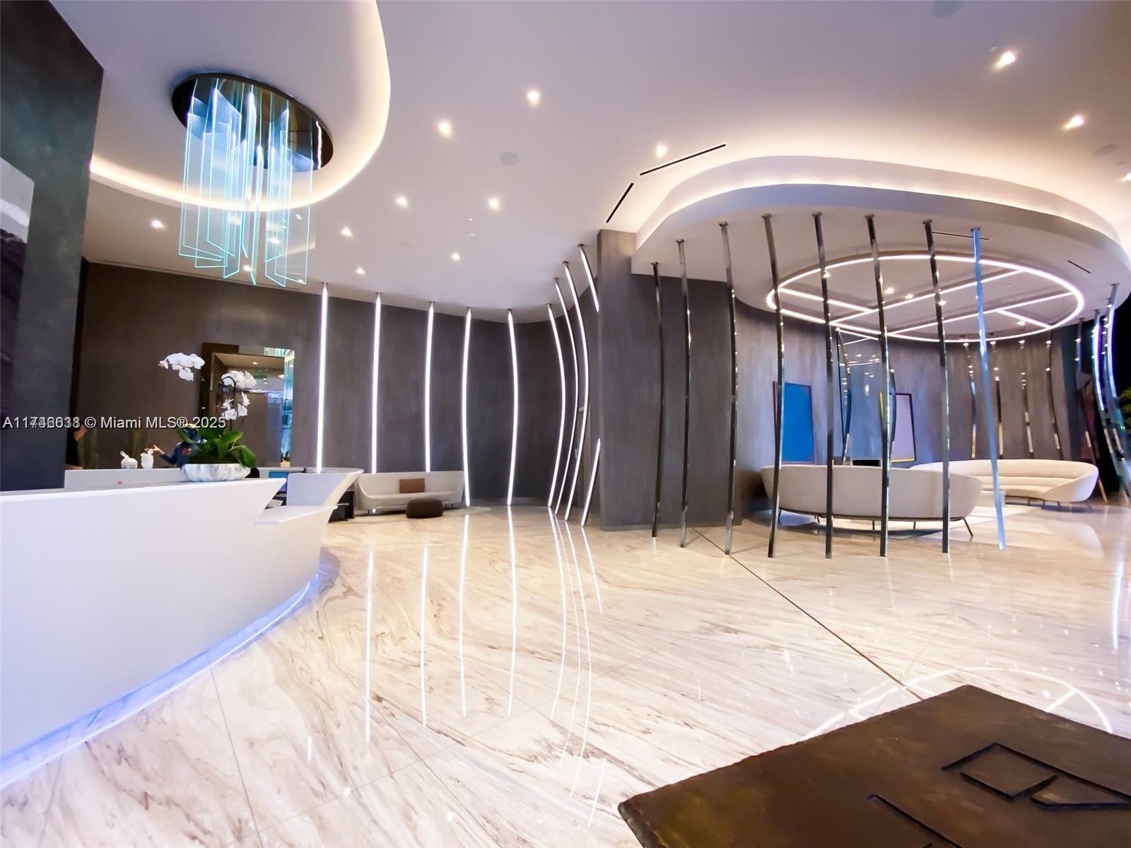 1000 Brickell Plz Ph5503 Property Photo 58