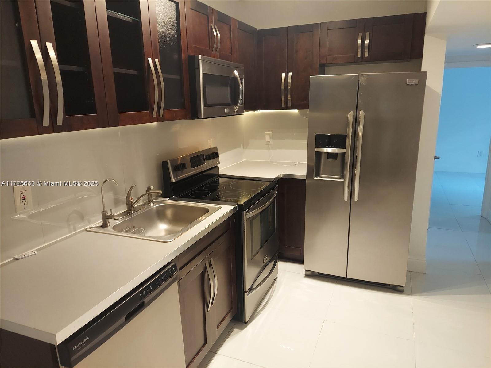 750 Pennsylvania Ave 1 Property Photo 1