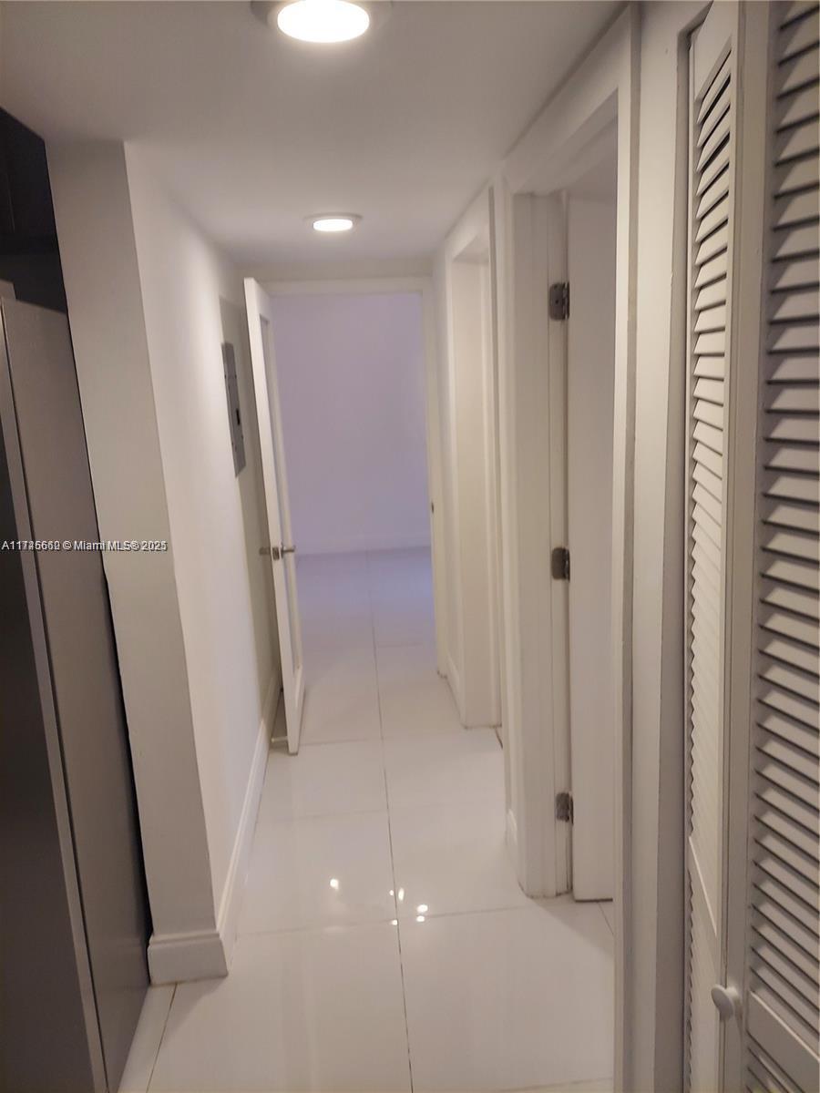 750 Pennsylvania Ave 1 Property Photo 6