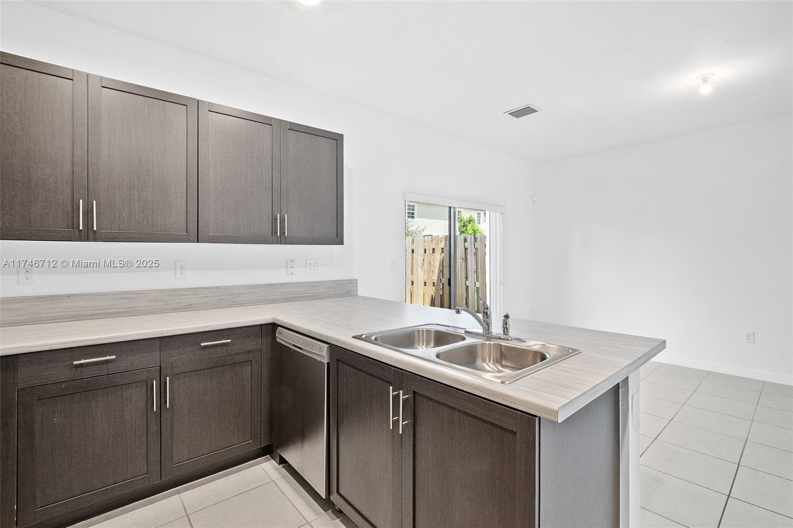 11829 Sw 245th Ter 11829 Property Photo 13