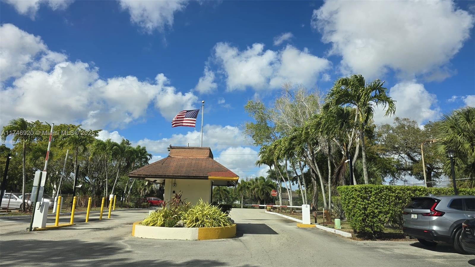 5530 Nw 44th St 306c Property Photo 3