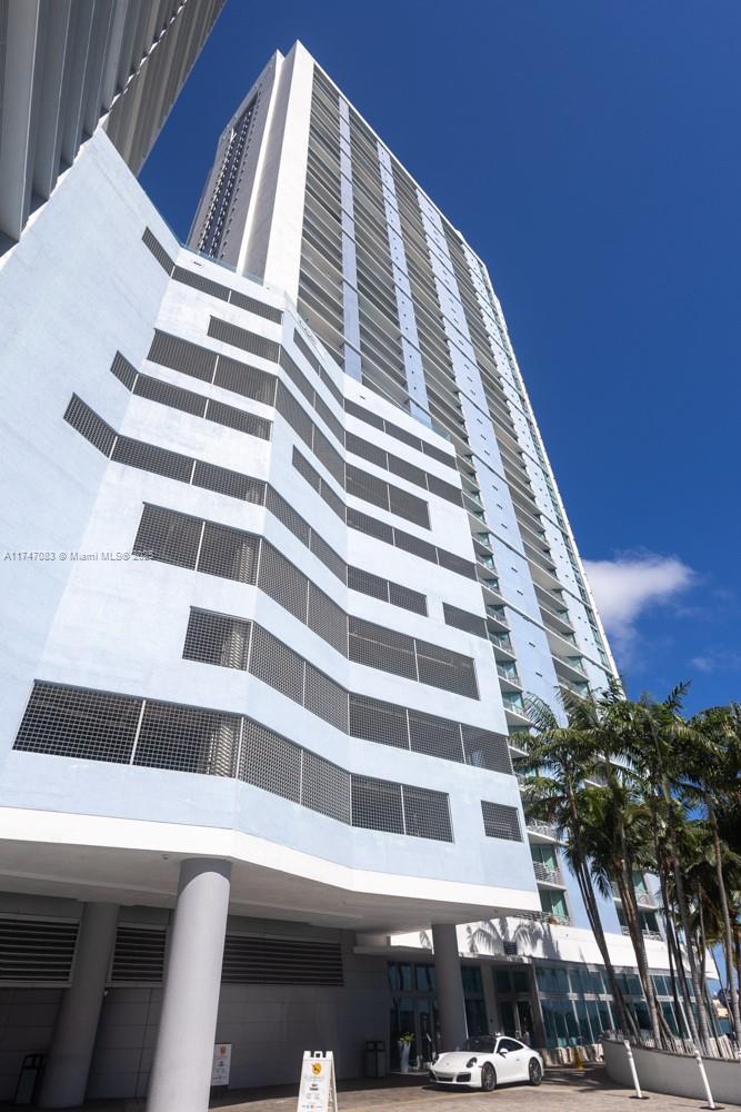 335 S Biscayne Blvd 2200 Property Photo 1