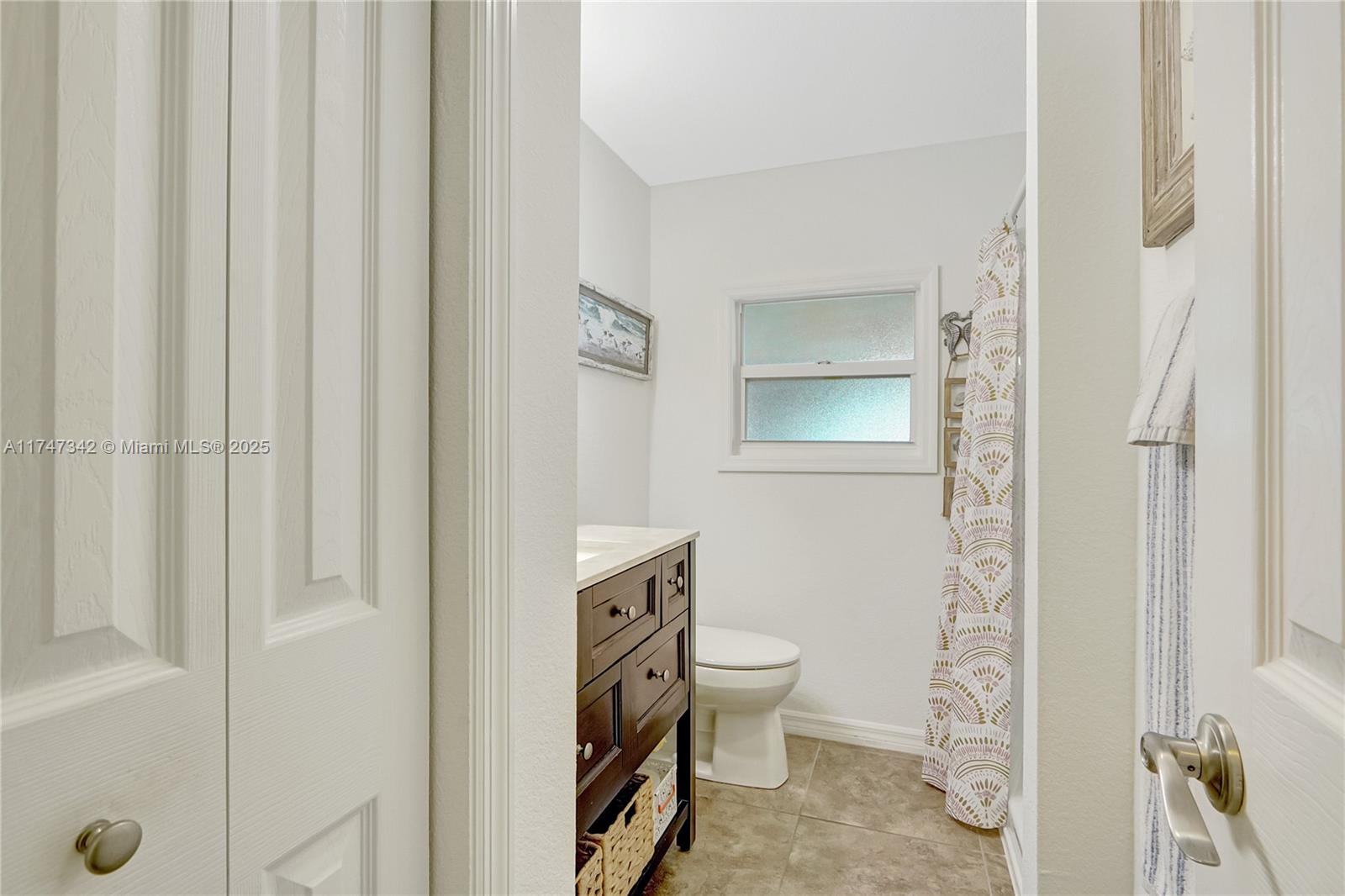 804 N Topaz St Property Photo 23