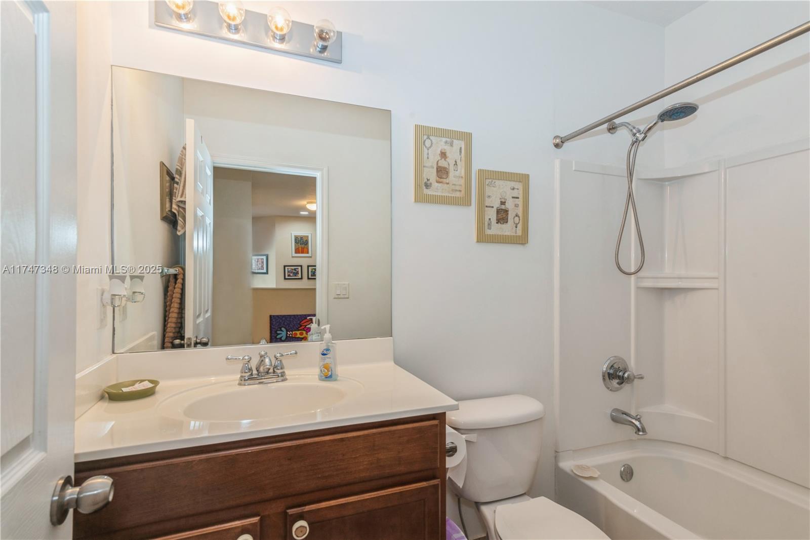 3076 Se 4th Ct Property Photo 23