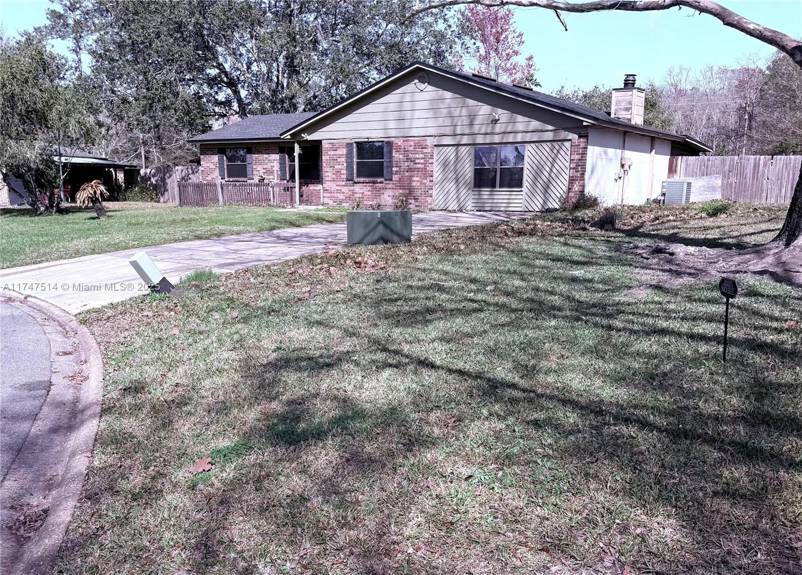 32068 Real Estate Listings Main Image