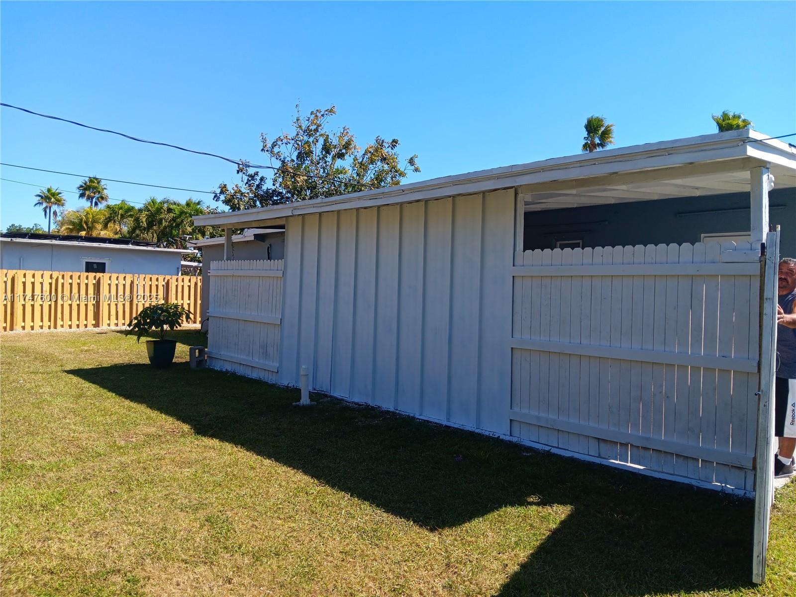29130 Kentucky Rd Property Photo 12