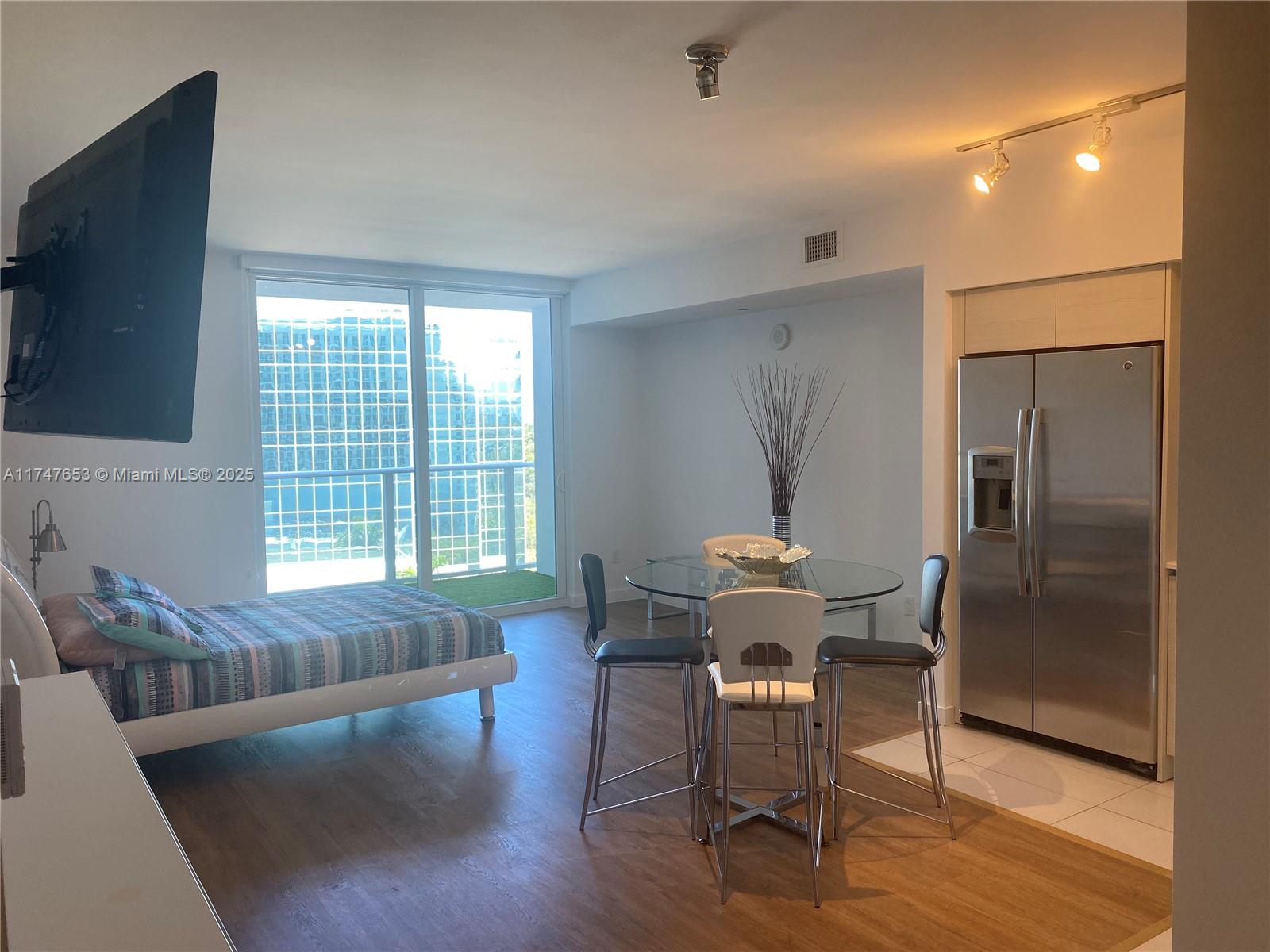 4250 Biscayne Blvd 1006 Property Photo 7