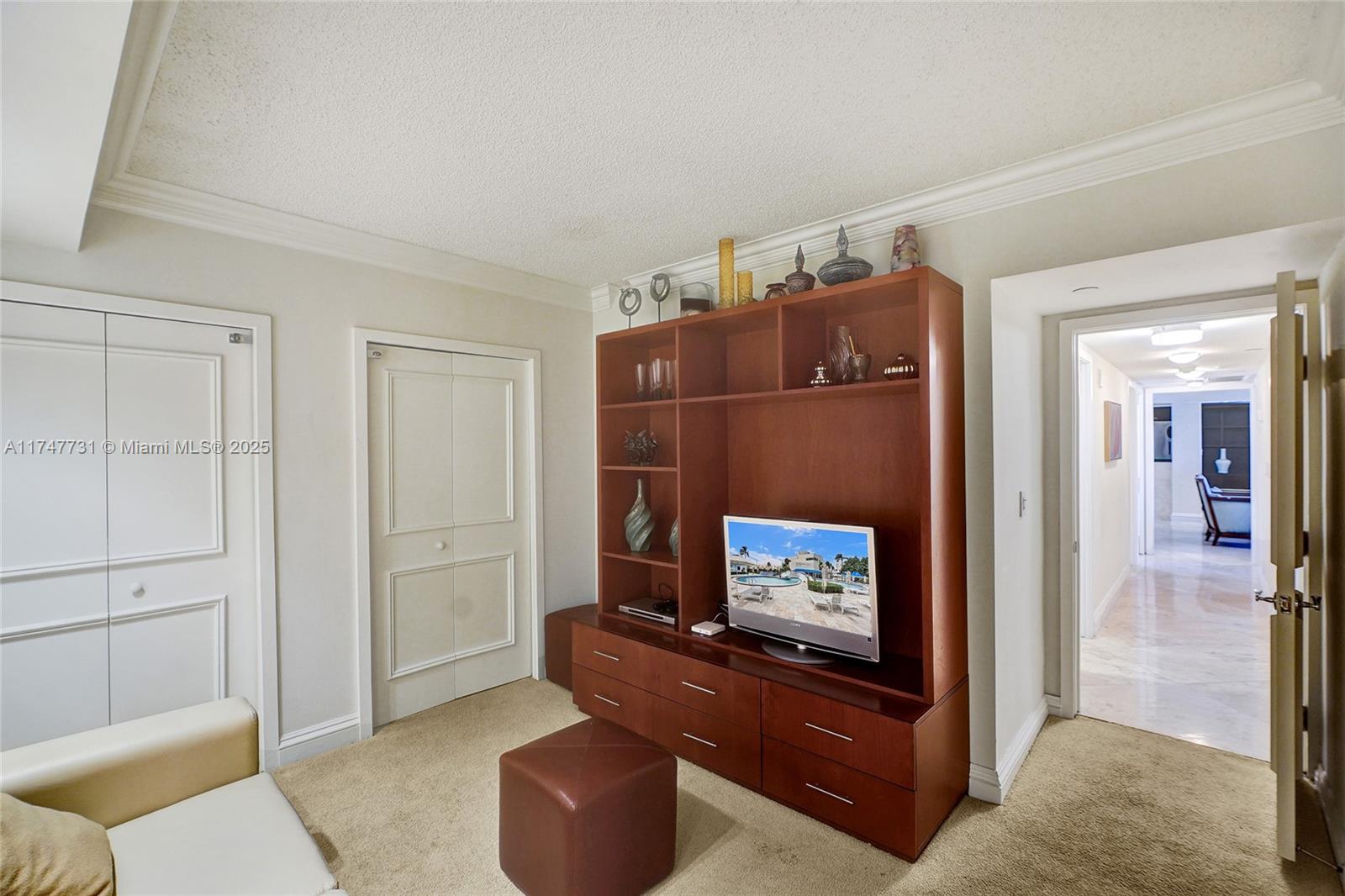 19667 Turnberry Way 12f Property Photo 35