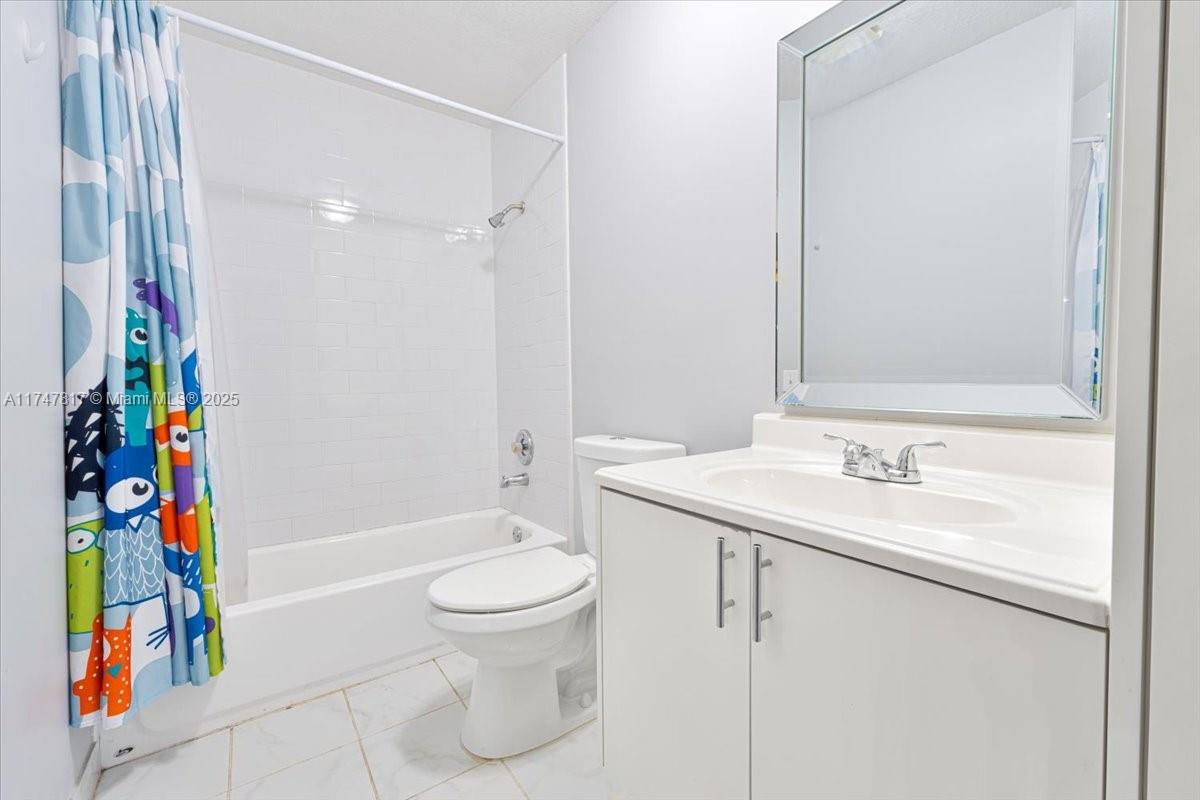 14402 Sw 142nd Ct 14402 Property Photo 24