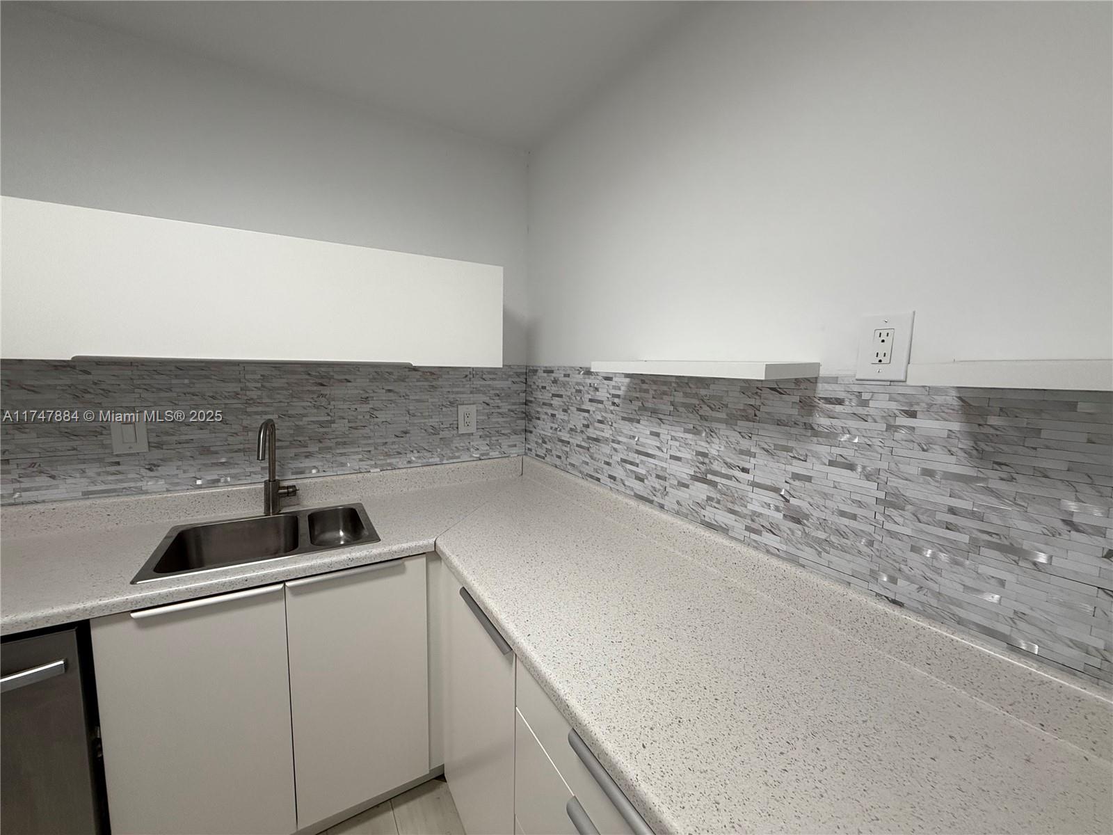 3731 N Country Club Dr 222 Property Photo 10