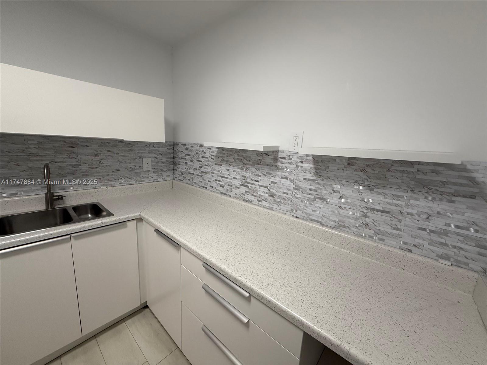 3731 N Country Club Dr 222 Property Photo 11