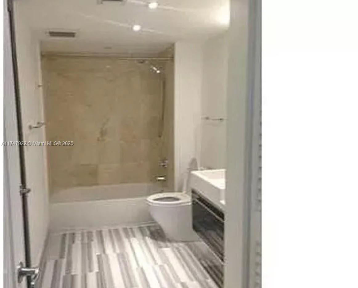 2101 Se Brickell Ave 611 Property Photo 5