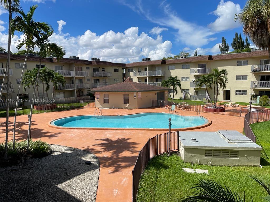 A11748027 Property Photo 1