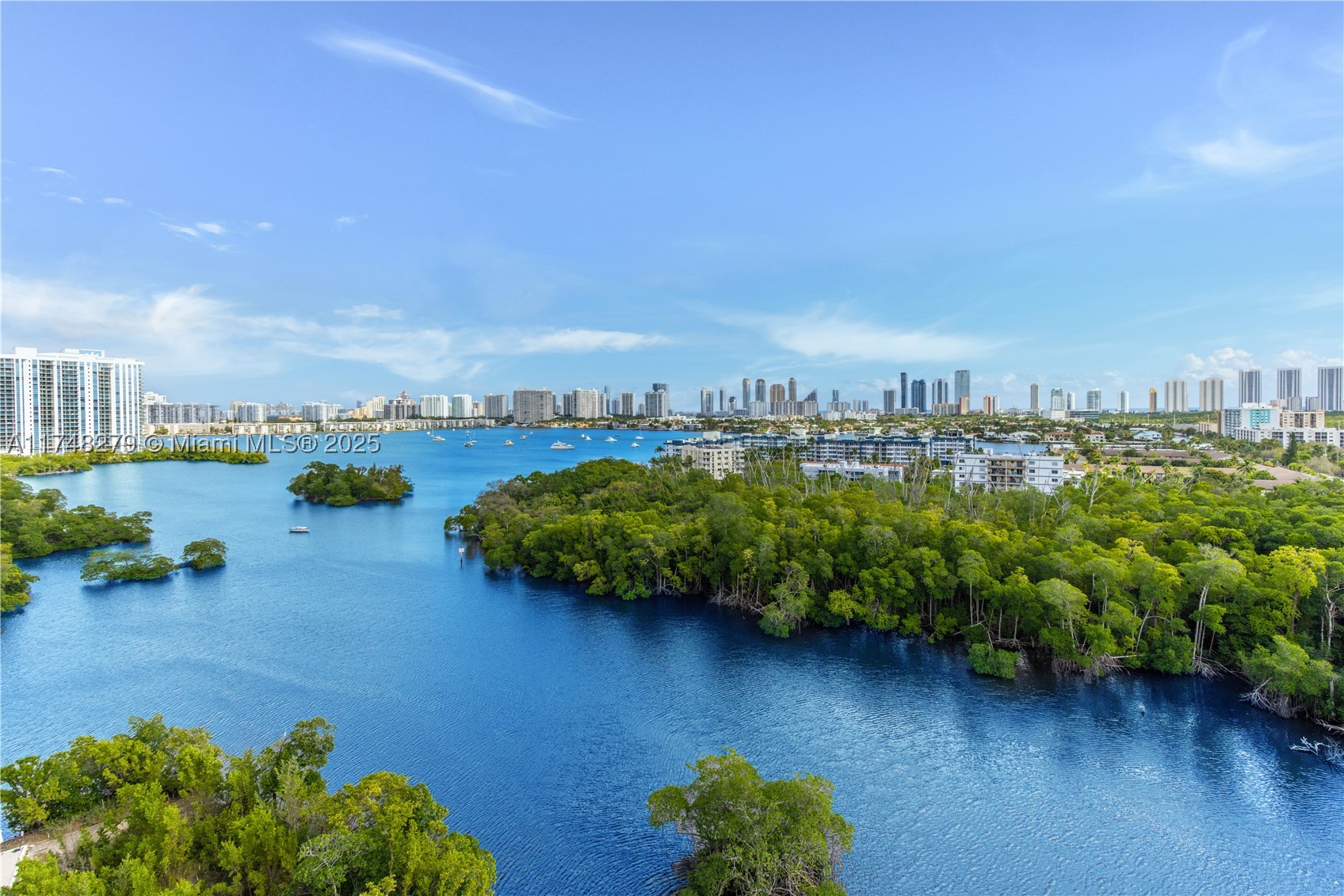16385 Biscayne Blvd 1221 Property Photo 1