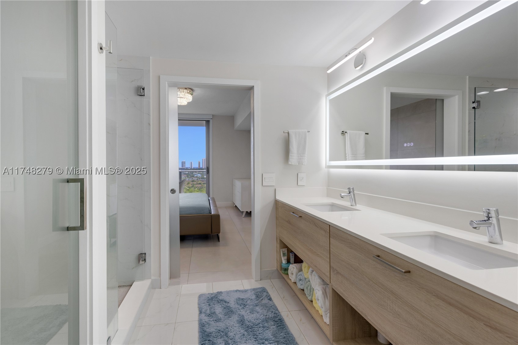 16385 Biscayne Blvd 1221 Property Photo 35
